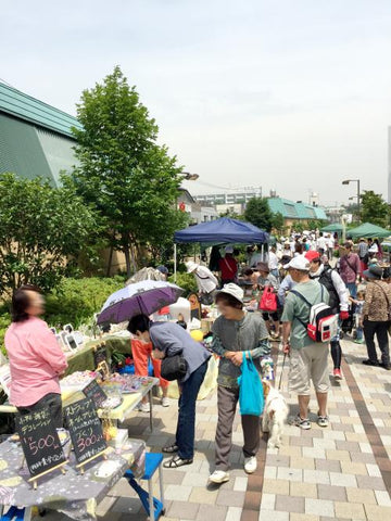 フリーマーケット 横浜反町東横フラワー緑道