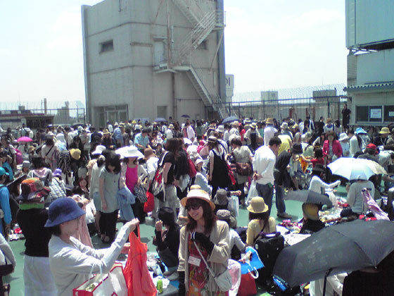 東京～屋上フリーマーケット開催！出展者様大募集中♪