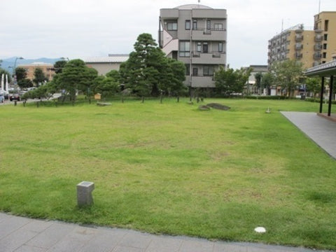 おひさまマルシェ 街の駅やまなし